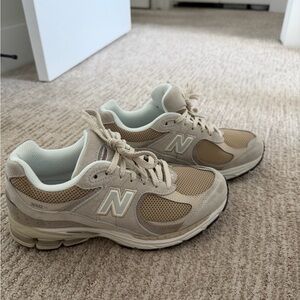 New Balance Tan and Cream Tennis 2002R Shoes